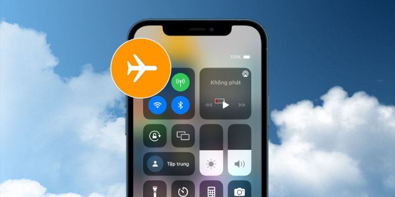 cach-xem-story-instagram-an-danh-che-do-may-bay